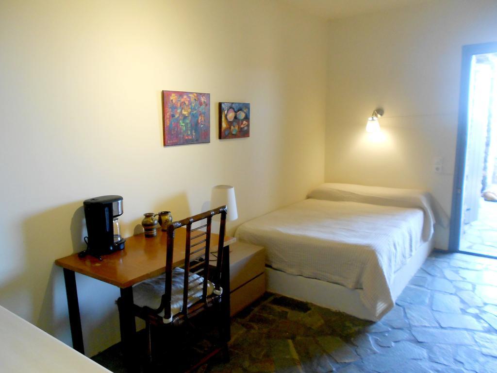 Aigaion House Hotel Otzias Ngoại thất bức ảnh