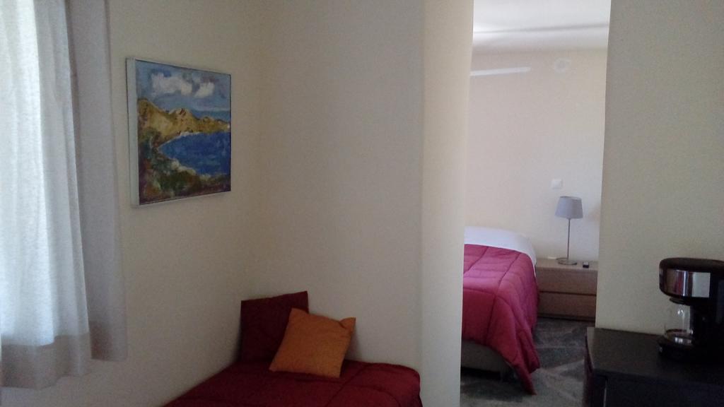 Aigaion House Hotel Otzias Ngoại thất bức ảnh